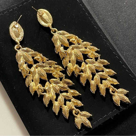 ✨Stunning Clear Rhinestones Chandelier Drop Earrings - Picture 3 of 4